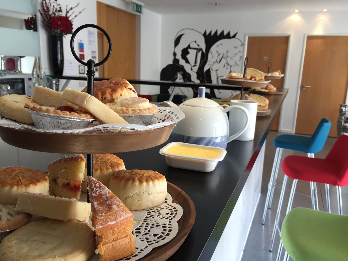 TheEarnedAgency's tweet photo. #HappyBirthdayYourMajesty 
#AnyExcuseForCake here in the office https://t.co/V9L9ksDiqN