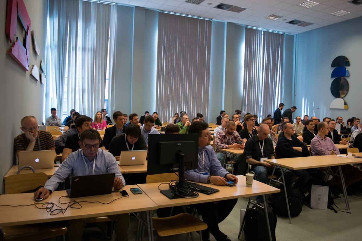 CCloudCommunity's tweet image. Zdjęcia z @CCloudCommunity2016 tutaj: bit.ly/1NCVazc!