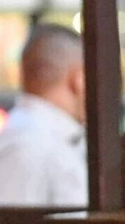 junieeaa's tweet photo. Di solito non twitto cose su Fr*ddie, Br*ana e compagnia bella ma
 #FriendGoals
#BodyguardGoals 
Louis e Danielle https://t.co/q6YtHSrN70