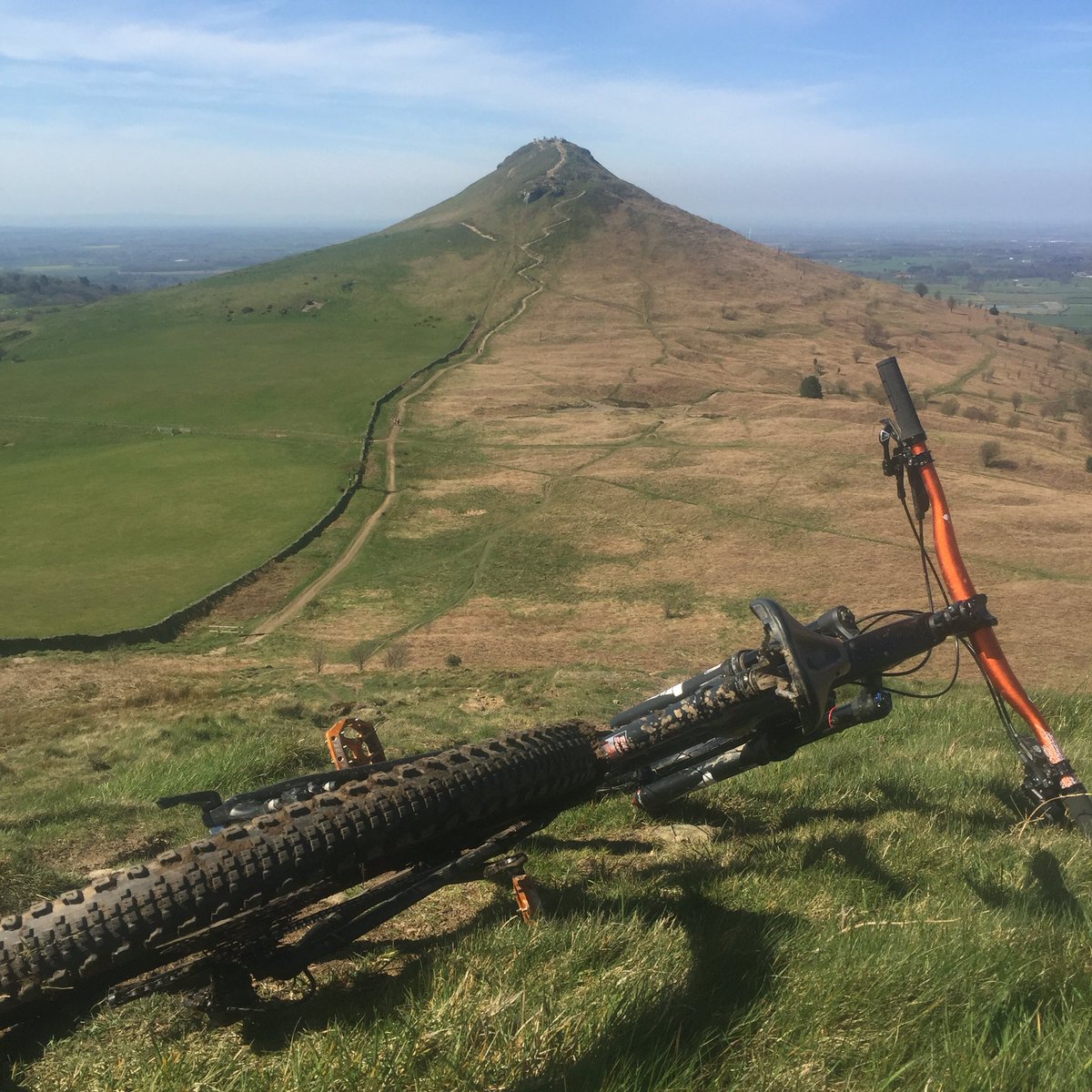 katflaps's tweet image. Summer sun = biking fun!