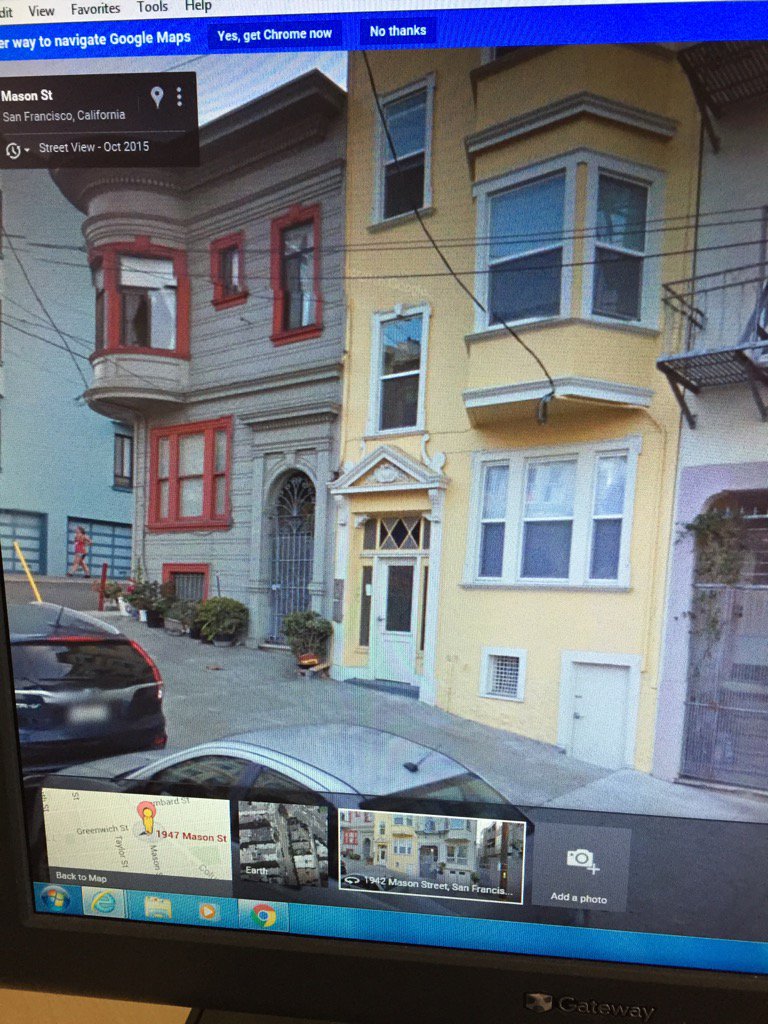 <a href="/KOLcharmer/">Candace</a> <a href="/ShaneSStewart/">Wino Rhino</a> <a href="/woodprohd/">woodpro</a> Great house, music, wine, cheesesteak, memories, friends #I❤️SF #outsidelands