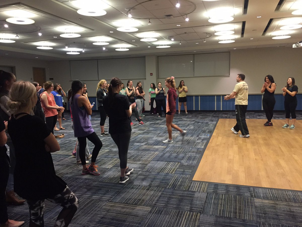 TUPanhel's tweet photo. Check out some pictures from the self defense class yesterday, thanks @AEPiTemple for the awesome event! https://t.co/IhOPqiDfwo