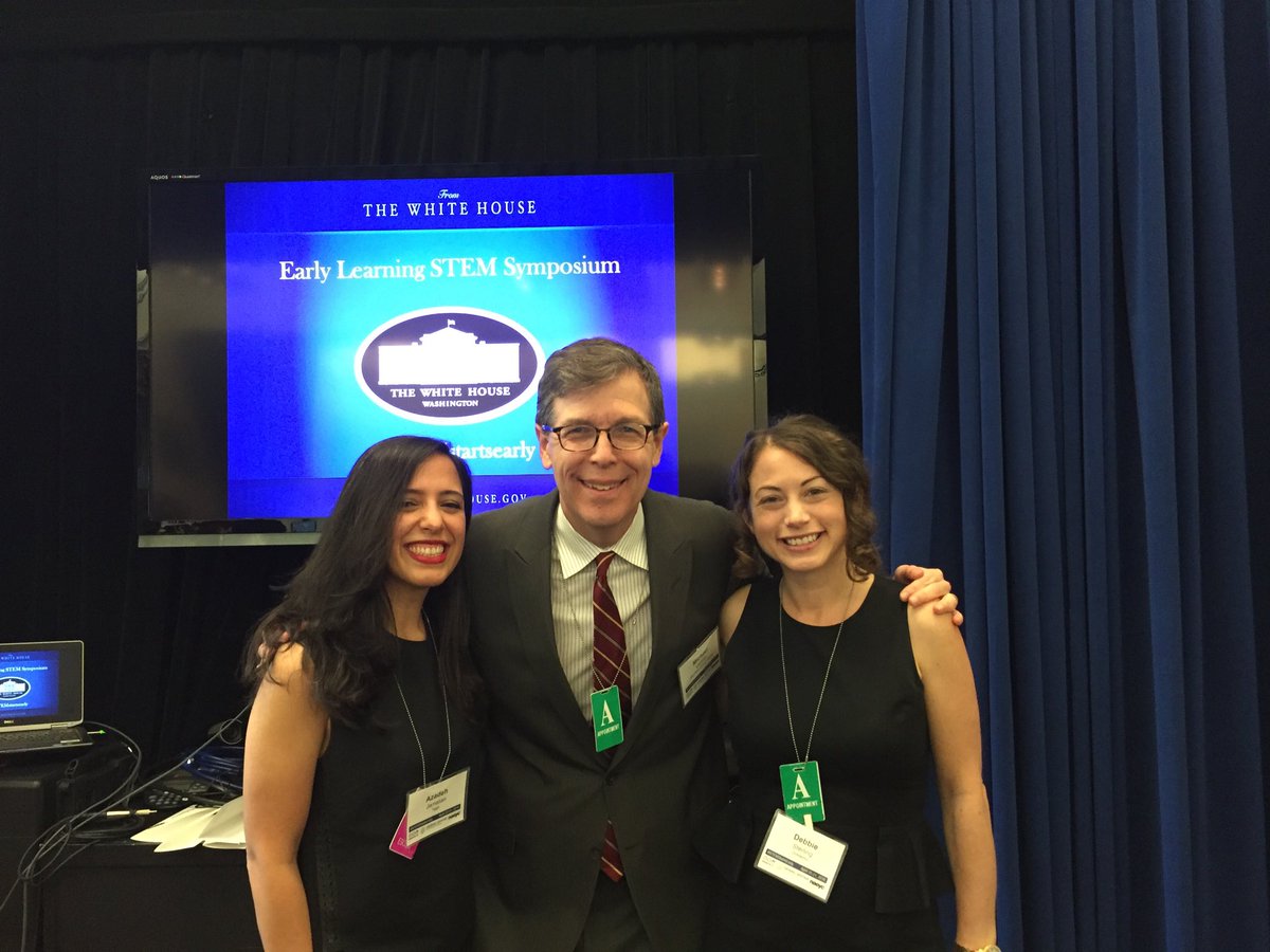 #STEMstartsEarly <a href="/CooneyCenter/">Joan Ganz Cooney Center</a> With two incredible young leaders in  tech for young people @GoldieBlox <a href="/TigglyLearn/">Tiggly Educators</a>