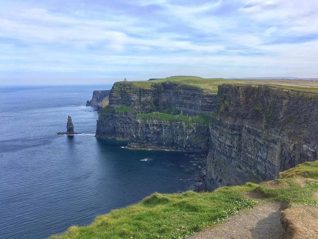 rockylogy's tweet image. Acantilados de Moher. Todo un clásico. 😉
#moher #mohercliffs #irlanda #viaje #viajes #europa #viajar #roadtrip #tri…