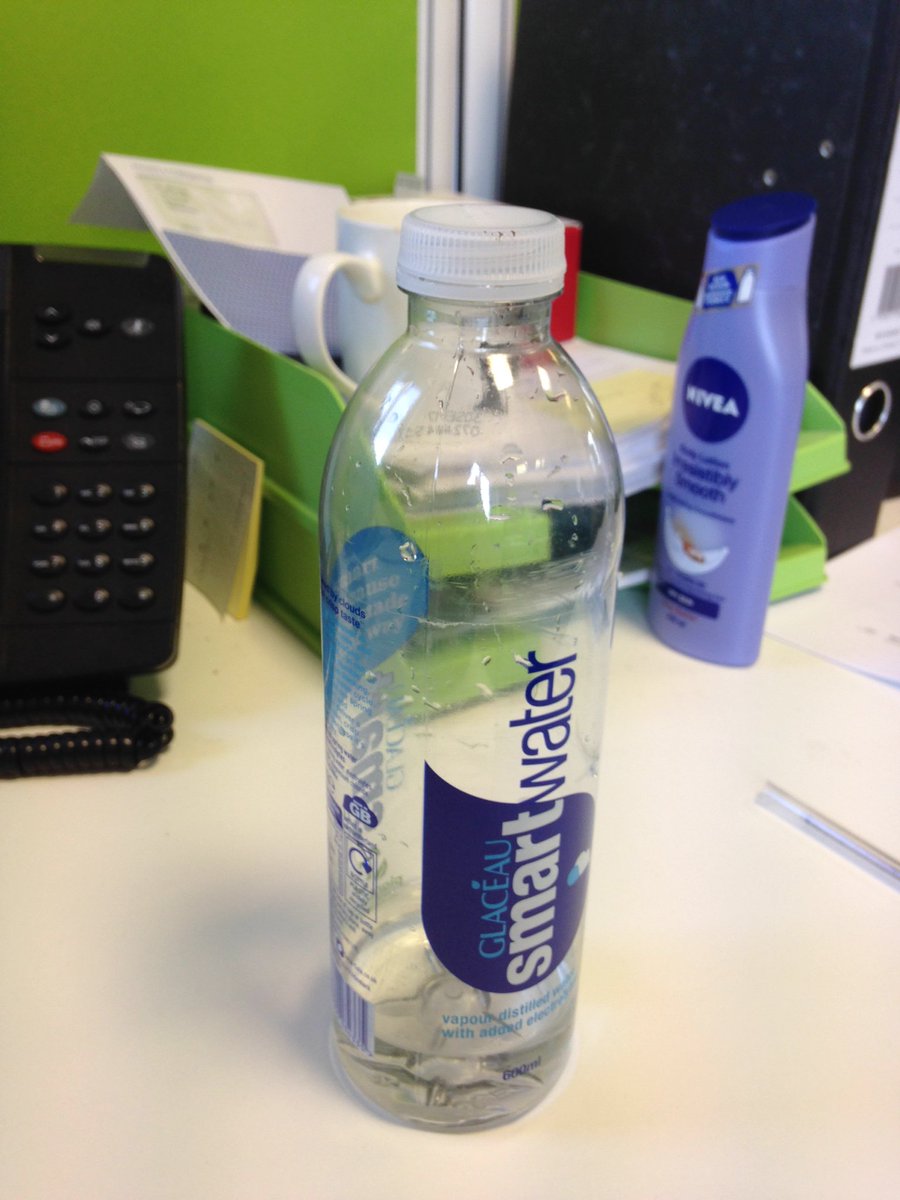 @AliceHayward4 out of water again sort us out!! 👍😁💧💧