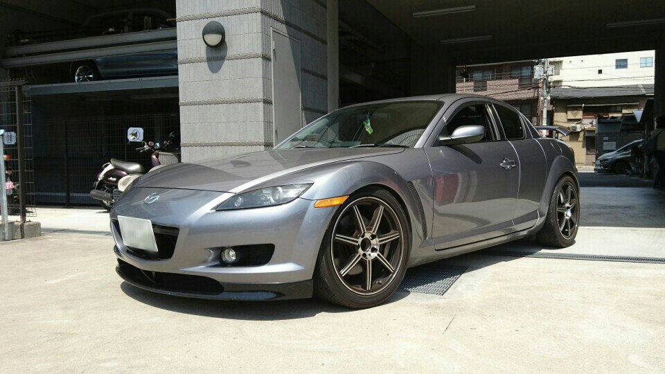 Shin Rx 8一家 Twitterissa Dopのフロントエアダムにマツスピのサイドスカートってサイドのが低くなってダサいと思いますか 自分のもこうなる予定なんやけど 黒いままのが良いかな