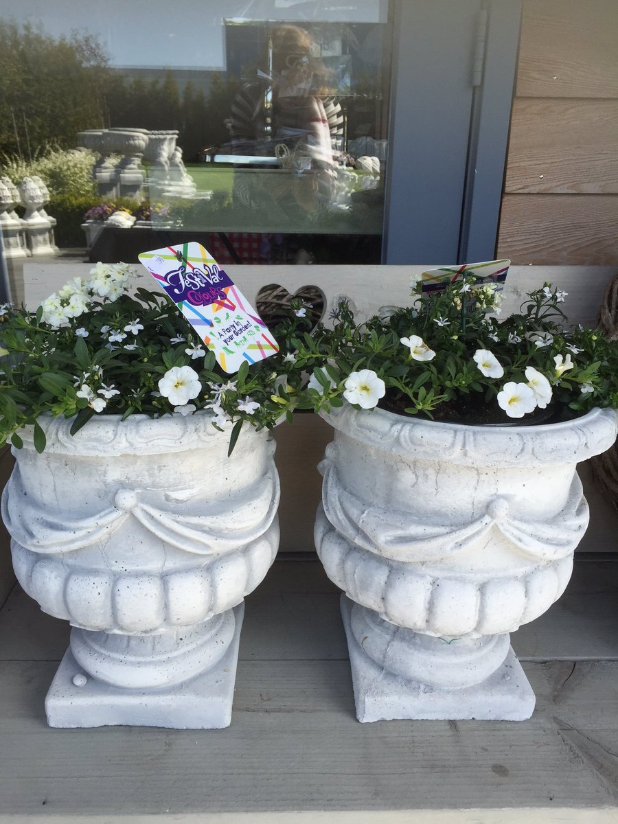 beeldenhoeveurk's tweet photo. Op zoek naar wat moois voor in de tuin ? Bij ons ruime keus op voorraad !! https://t.co/B2fEKgLA49