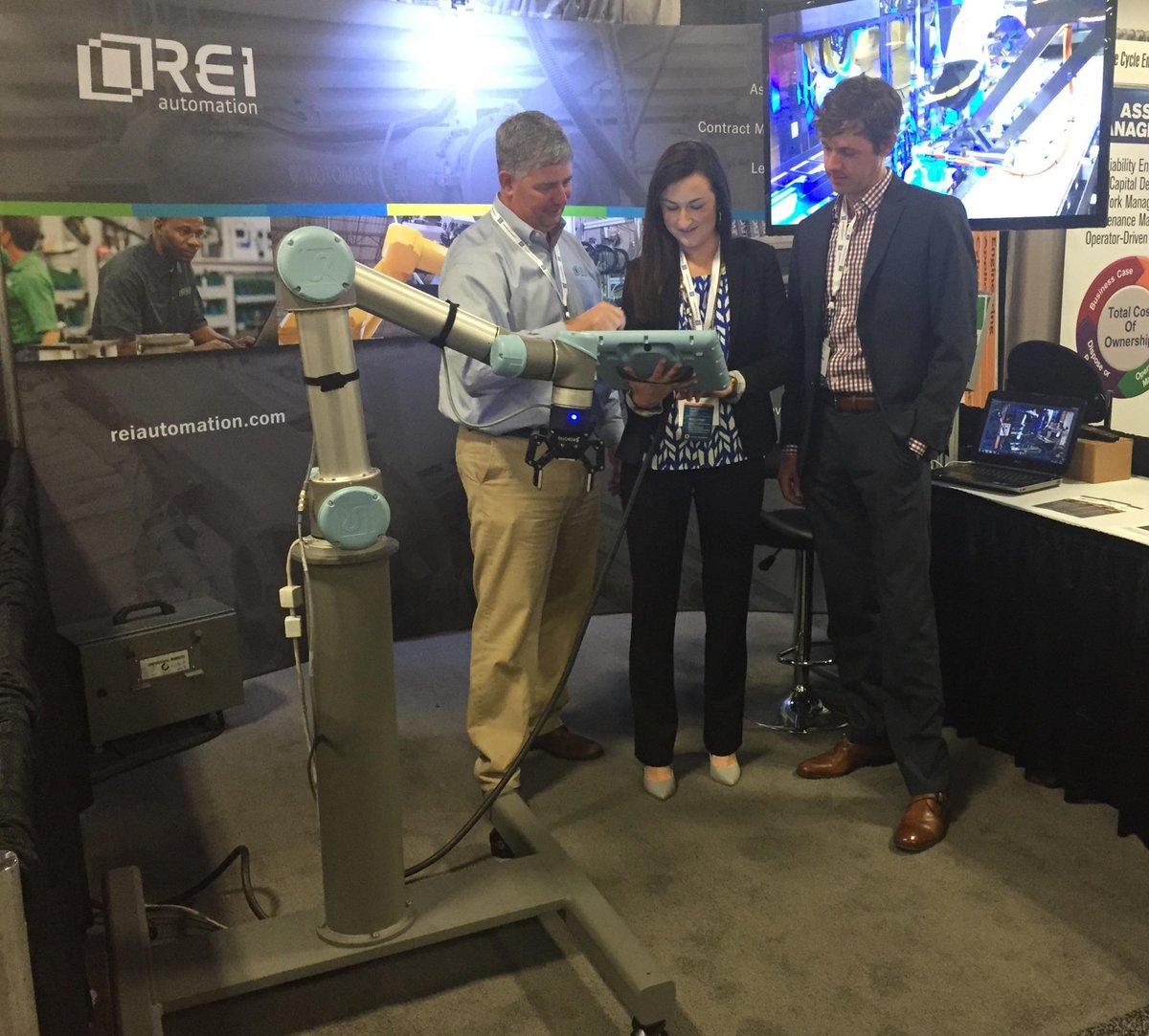 Are you curious what collaborative robots can do for you? Come see us at Booth 38 at <a href="/SCMFG/">SCManufacturingConf</a> #SCautomation