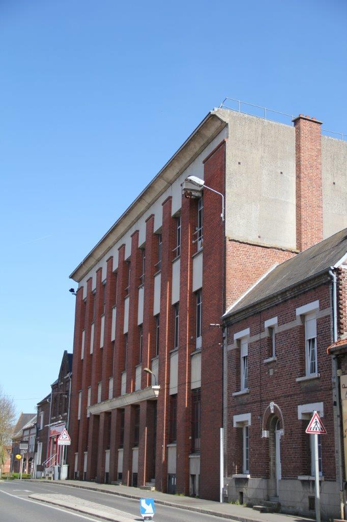 TaupiacSeb's tweet image. @ugap et @ledexfr remplacent à Roye les ampoules éclairage public Sodium 400W par les LLL Ledex 150W (réglées à 60%)