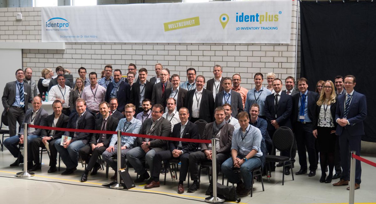 IdentPro_'s tweet photo. Volles Haus, voller Erfolg. Tag der Logistik - SAP meets Laser: #prismat & #IdentPro mit #identplus sagen Danke! https://t.co/jrLGe6Vl1D