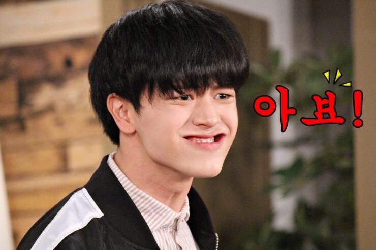 OFFICIALBTOB's tweet image. 목요일 밤엔 #해피투게더3 😌 
잠시 후 #육잘또 #육소룡 #육활어 ...같이 만나요 @BTOB_6SJ 
TV앞에 대기중인 #멜로디 손📺🖐🏻