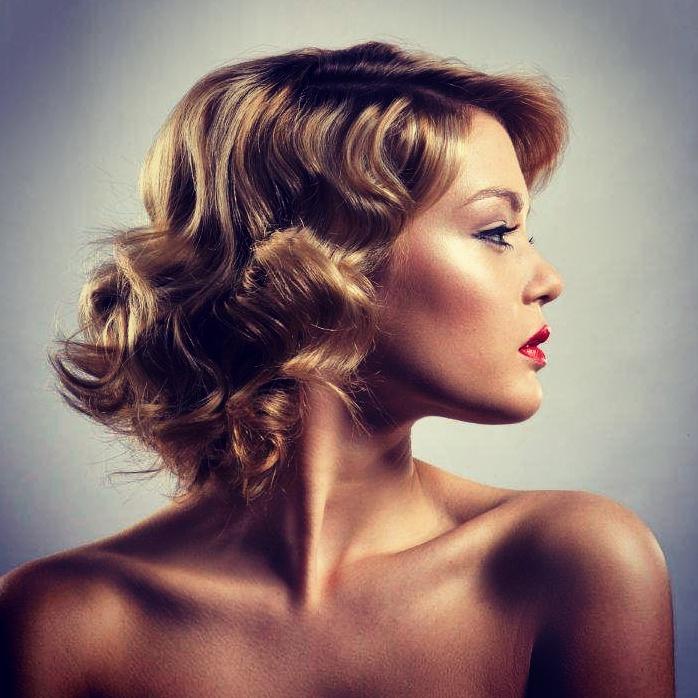 _AnnaBaker's tweet image. Happy Hair Memories! Loved this shoot with @gemmaaldous1 #TBT #wavybob #sessionwork #hairdresserlife