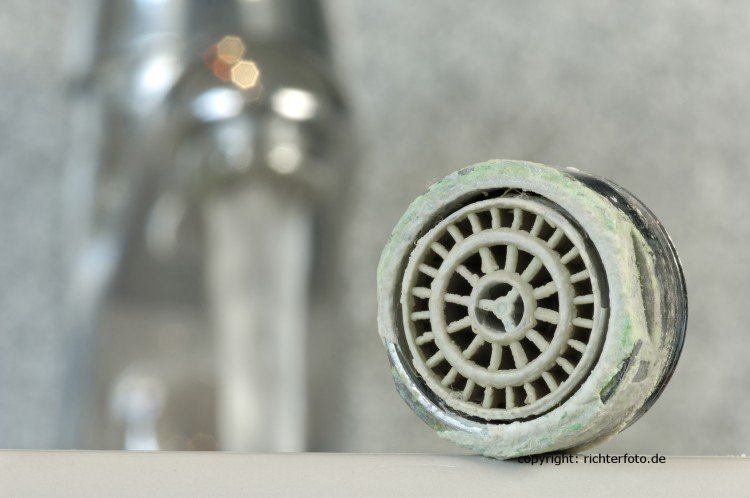 Hoher Kalkgehalt im Wasser: Lohnt sich eine Enthärtungsanlage? bit.ly/1NmnfQJ