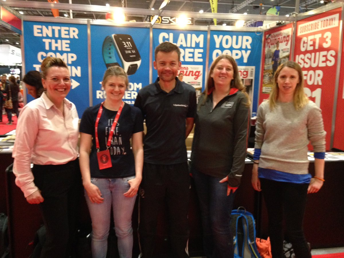 Womensrunninguk's tweet photo. Good to see 3/4 of the #BigMarathonChallenge team today! @samcommons @FBB2VLM @Alisonbel @full_potential @ASICSUK https://t.co/KaJEftMyE4