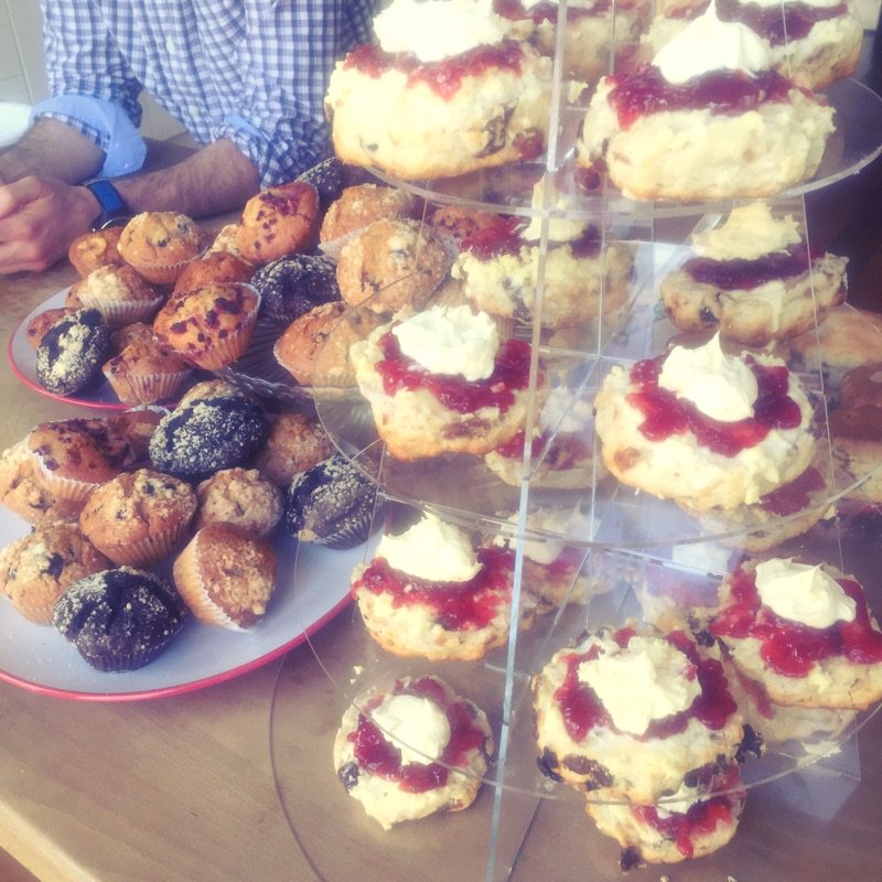 YPlanJobs's tweet photo. We just wouldn't be living our city without tea and scones today @YPlan #HappyBirthdayYourMajesty #NationalTeaDay https://t.co/r2TLqzgIaw