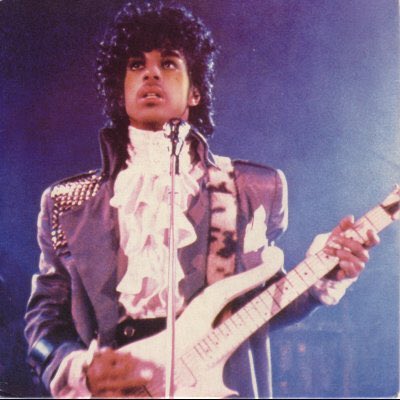 LEGDAYHARDCORE's tweet photo. R.I.P.  PRINCE 😭😭😭 https://t.co/xLNJGw0X48