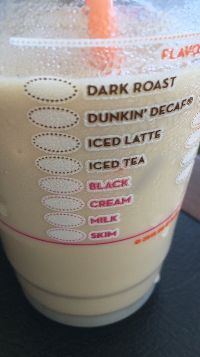 Julll7's tweet photo. @DunkinDonuts no longer knows how to make lattes... Thanks for the milk and bad customer service. 😒 https://t.co/akbaNfVOfo