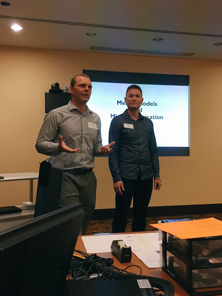 CPP_TTIC's tweet image. Nick Lerum & Rob DeCou from @LuxVirtual explain how they turn complex ideas into visual stories at #h2otechtalk