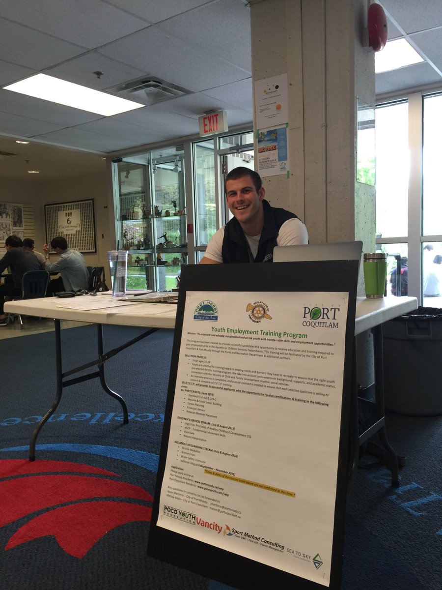 Check out our youth leader signing teens up for the Youth Employment Training Program. bit.ly/1SwCKEJ