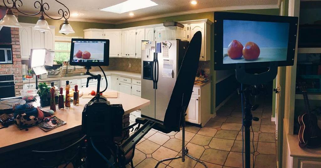 collabcreation's tweet photo. #CollabCreationFilms on location! 📽 #collabfilms #collabcreation #filmflorida #setlife #r3… https://t.co/kyZ3xMcgD0 https://t.co/0uCFxkEGJN