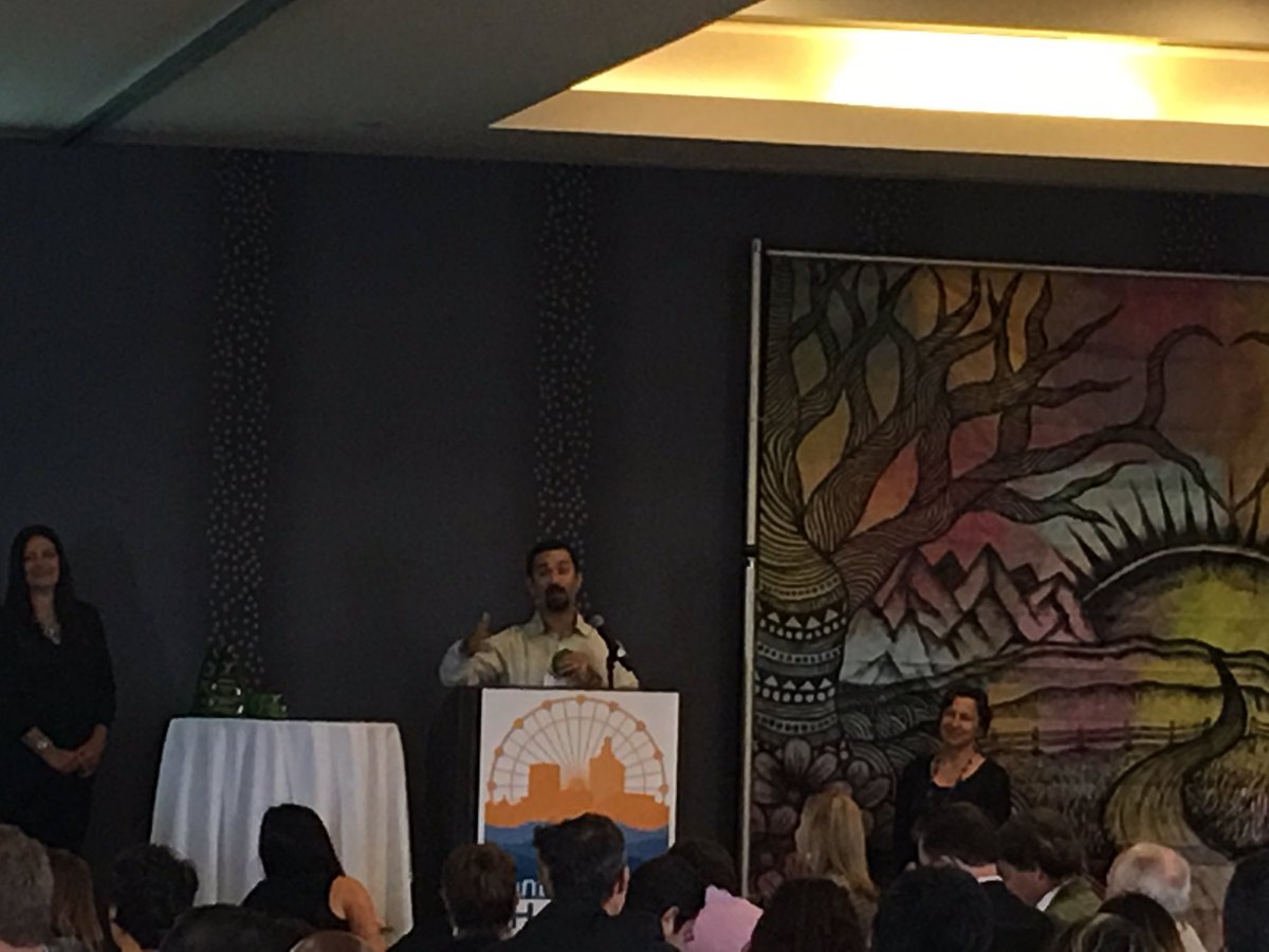 santamonicabiz's tweet photo. Congrats @TheAlbrightSM for winning an SQA excellence award in stewardship of the environment. #sqa2016 https://t.co/21oHHabK70