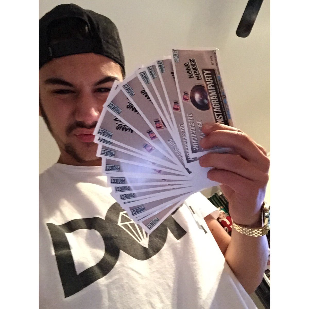 Fjavierg15's tweet photo. Vavava gran fiestote los más fiesteros e interesados en ir contactar con mi numero 
683367267 
#proyectparty⚡️ https://t.co/5iVwduieZR