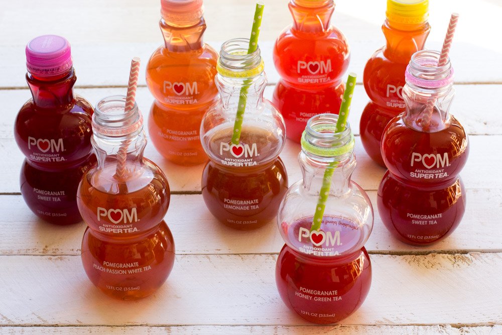 pomwonderful's tweet photo. We can't think of a better way to celebrate #NationalTeaDay! #POMTea https://t.co/XDccjsxe1R