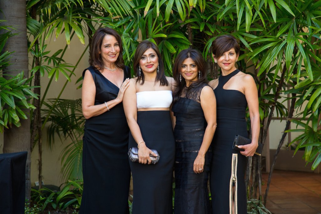 OCMomTV's tweet photo. CASA Celebration Raises Over 1 Million Dollars for OC Youth https://t.co/ZxYKWTpNeT @CASAofOC #CasaOC https://t.co/fECxXzpoMY