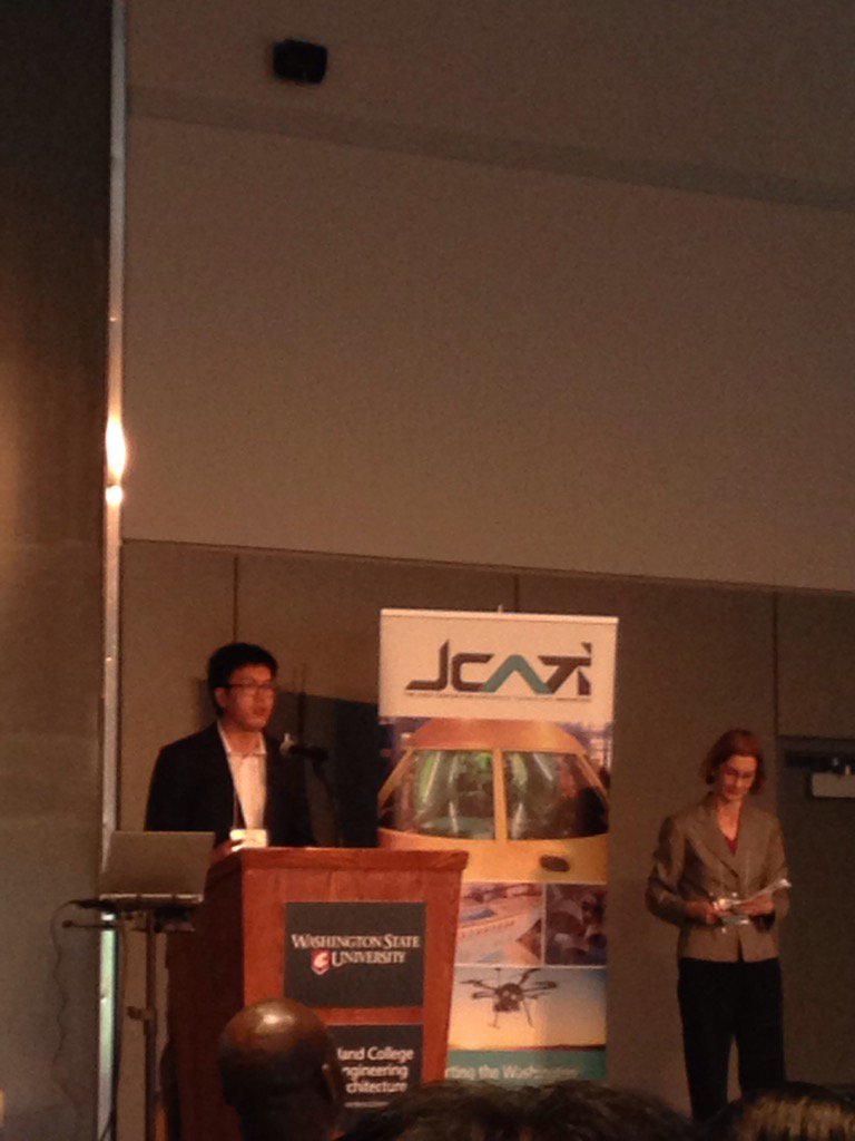WSUEcoDevo's tweet photo. .@WSUTriCities grad student pitches #lignin to #jetfuel research done w/@Boeing at #JCATI symposium. https://t.co/AKNsKmNVE5