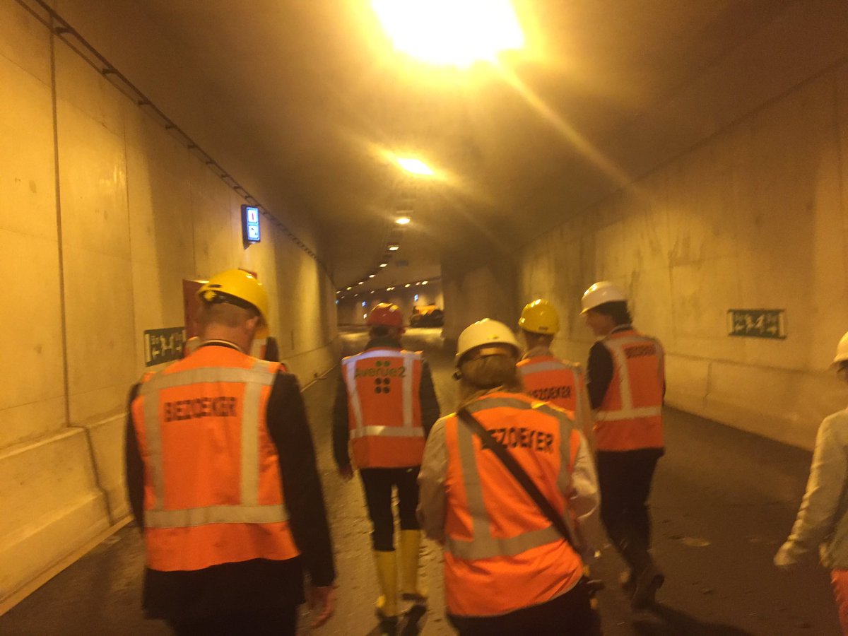 claudiareiner01's tweet photo. Maastricht down under! #Avenue2 #A2tunnel! Dank Jack Corten @BallastNedam https://t.co/bnl5M2JW3K