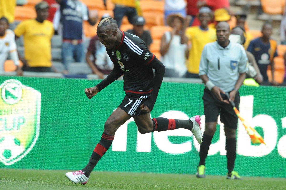 Soccer_Laduma's tweet photo. Pirates current strikers this season
Ndoro: 14 games - 9 goals
Gabuza: 15 - 2
Majoro: 19 - 1
What are your thoughts? https://t.co/B7BHpXRa8s
