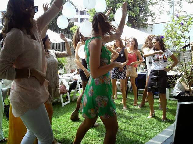 festababymx's tweet photo. @MamaBeaute Un #BabyShower con estilo el de la modelo Alejandra Oates donde #FestaBaby se encargó de la diversión. https://t.co/Fc6VqQ5T0K