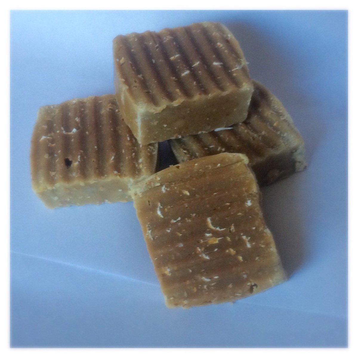 GoodKittyNats's tweet photo. Mini Soap Oatmeal &amp; Honey Moisturizing Cleansing Bar, Travel… https://t.co/3Eetny3CBA #GoodKittyNaturals #MiniTravel https://t.co/HIYTguls8M