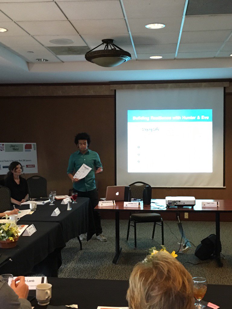 DaniHalliwell's tweet photo. Tyger Ligon talks with the Advisory Council about his work at the Disaster and Community Crisis Center #CommWeek2016 https://t.co/Erd5ItAXn8