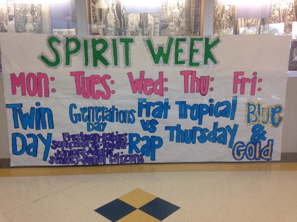 Lancerhypesquad's tweet photo. SPIRIT WEEK FOR UNDERCLASS AND SENIORS 💙💛 https://t.co/4RheINm3bV
