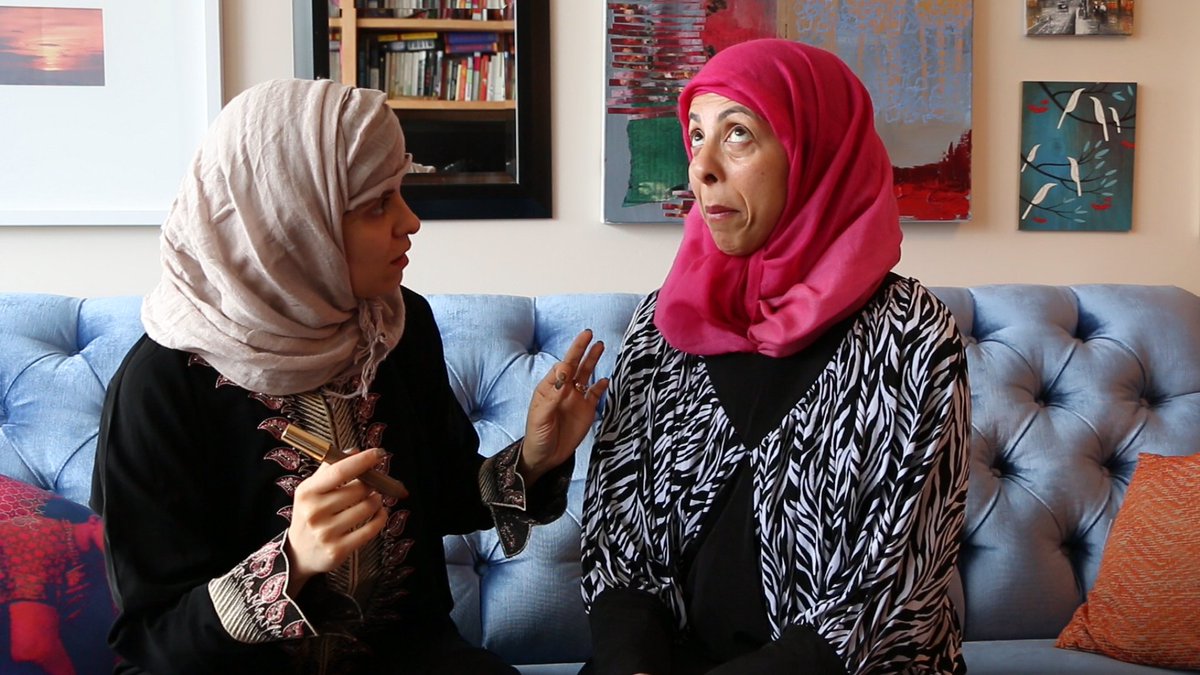 ShugsandFats's tweet image. #tbt #Shugsandfats gettin’ ready for @Tribeca with a pro #makeuphowto by Shugs --&amp;gt; youtu.be/OAhH_TIS7iw