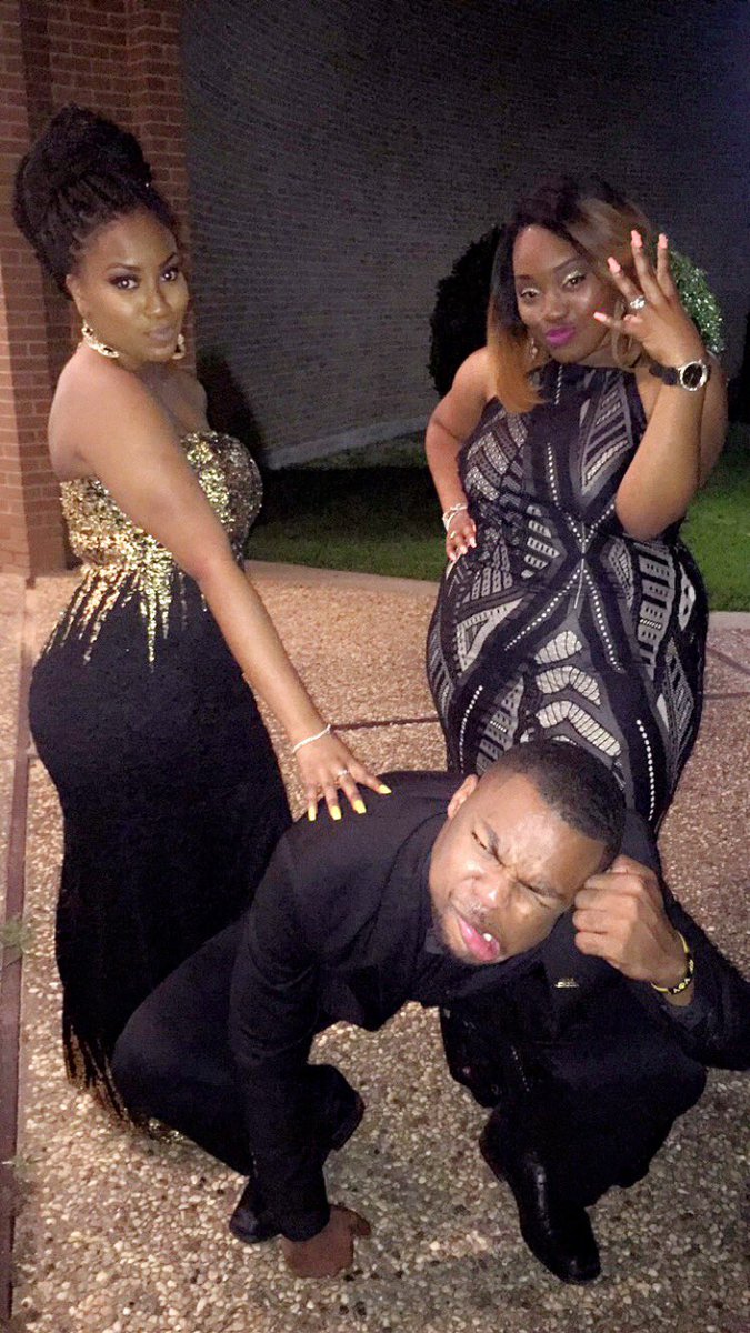 Misskei_'s tweet photo. Another Grammys, same squad😎 #SFAGrammys2k16 https://t.co/4yWEkPp18H