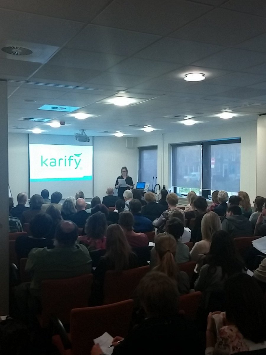 Karify's tweet photo. .@RoosKamp leert @PsychologenNIP het @Karify #ehealth platform kennen. https://t.co/SjzPPf3XxU