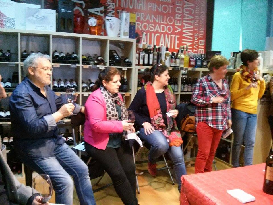 La Gata Wines tweet media