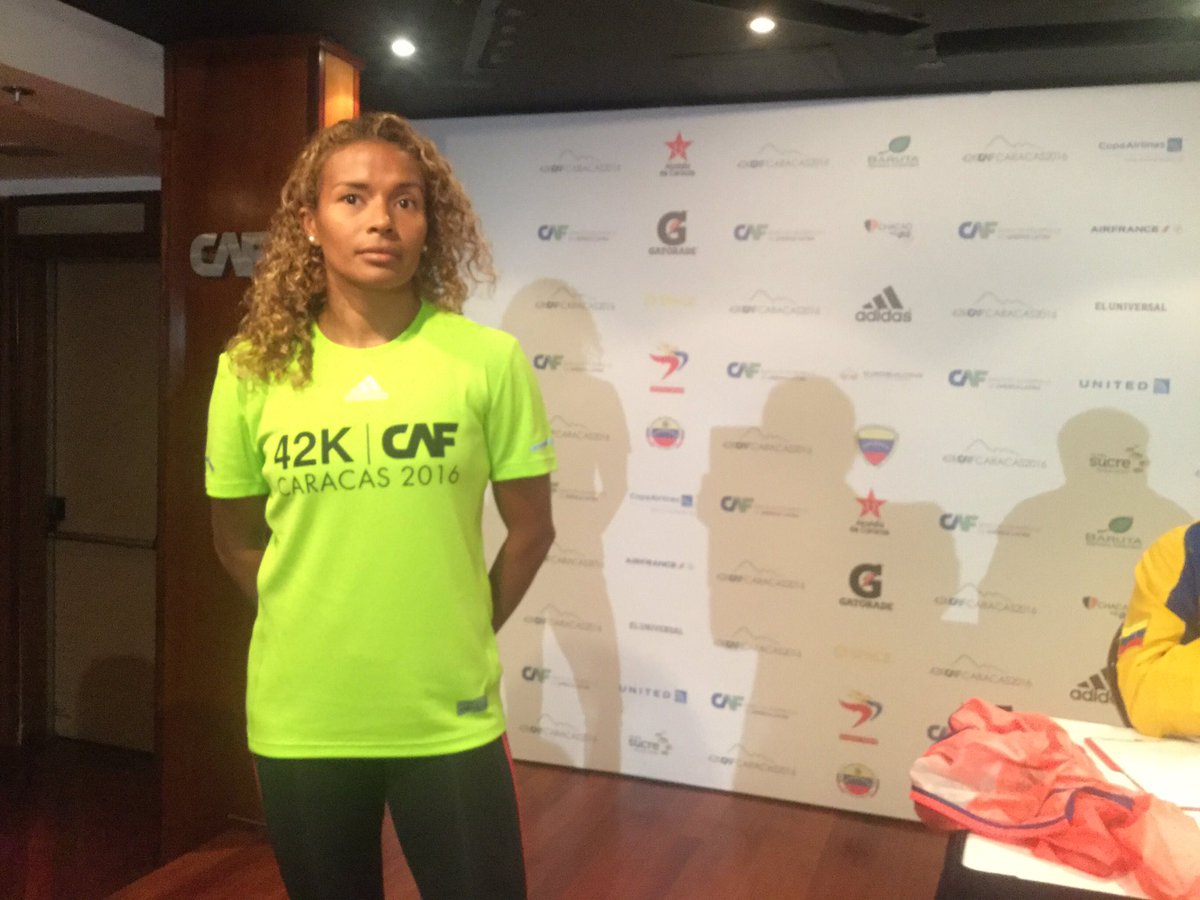 Díganme si no es un éxito total esta franela 😅 #MaratónCAF