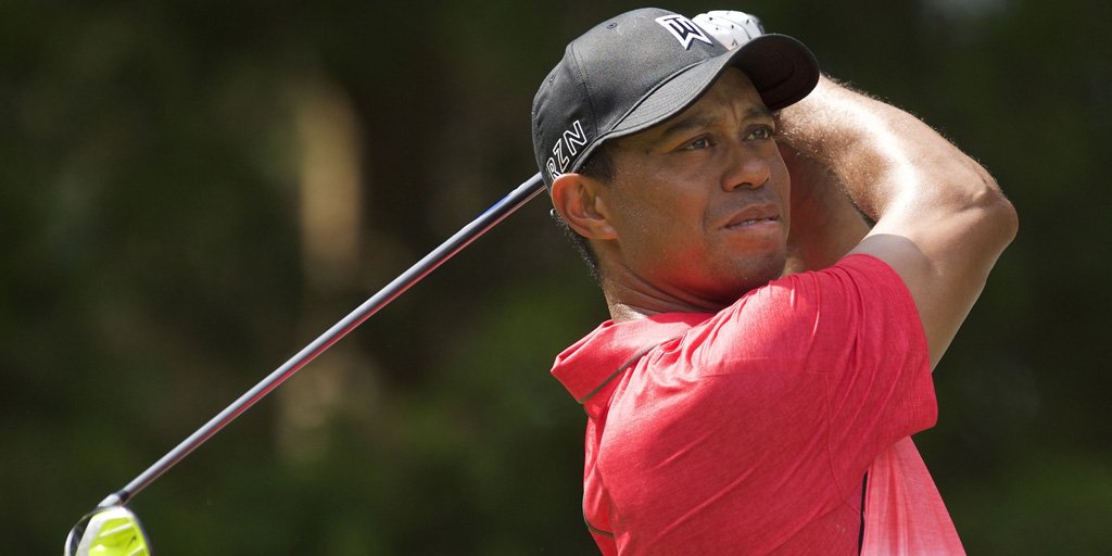 theScore's tweet photo. Tiger Woods toyed with idea of leaving golf to pursue military career. https://t.co/nri4gWzMzf https://t.co/GMorNYqGBK