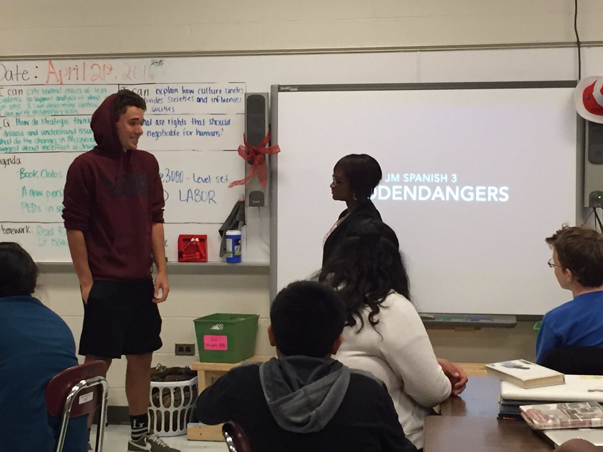 kstack15's tweet photo. #JMHS Spanish 3 students presenting on the #hiddendangers of ECigs to #cmsDL classes. https://t.co/SRH3KXYaGz