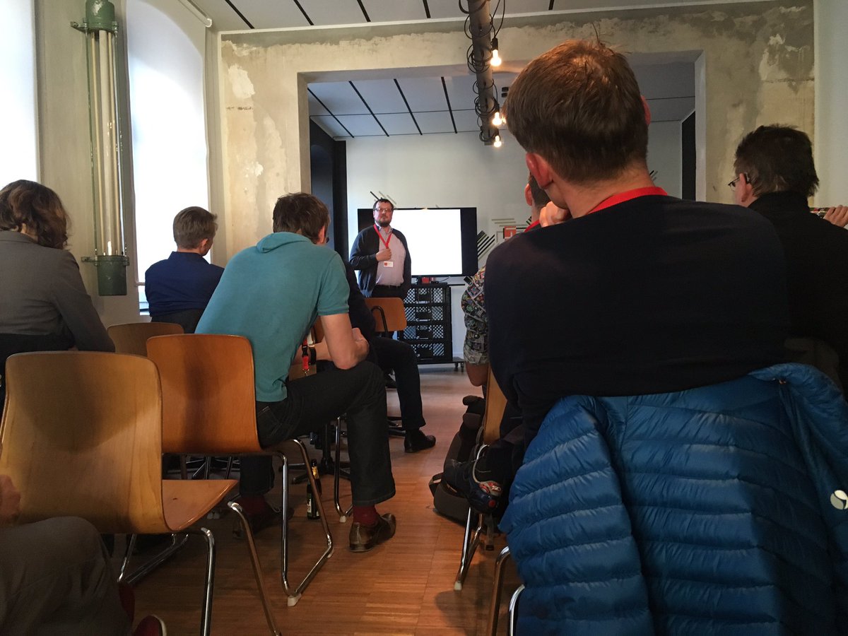 Hire &amp; Wire statt Hire &amp; Fire. Neue Rolle von #HR <a href="/hjsturm/">Hans-Juergen Sturm</a> #berlinDWM