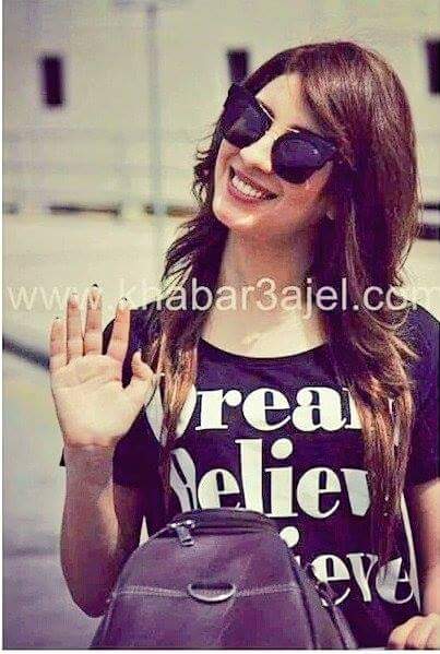 habiba__zinab's tweet photo. أول مرة عدتي من لبنان طالبة مضلومة
واليوم راجعة نجمة بكل المقاييس
#souhilabenlachhab #سهيله_مرحبا_بيك_فبلادك_شرفتينا https://t.co/qO5RUSL2w1