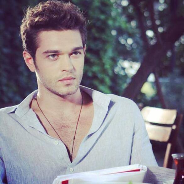 bestfansss's tweet photo. Furkan Andıç fanlarından 
Best Fan @masal_dunyasii seçildi TEBRİKLER https://t.co/1W3UvdZJJ7