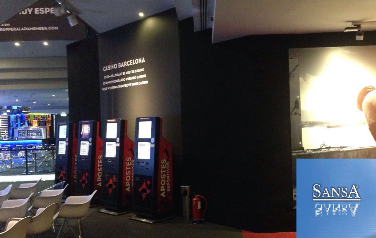 recasensfabrics's tweet photo. @sansatoldos instala nuestra lona #RECacril® R-103 NEGRA en el @CasinoBarcelona. Gran trabajo!! https://t.co/PW2mtDGrLg