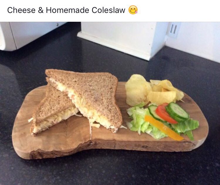 jessyeskitchen's tweet photo. Homemade coleslaw 👌🏽 https://t.co/sHrt1spCMC