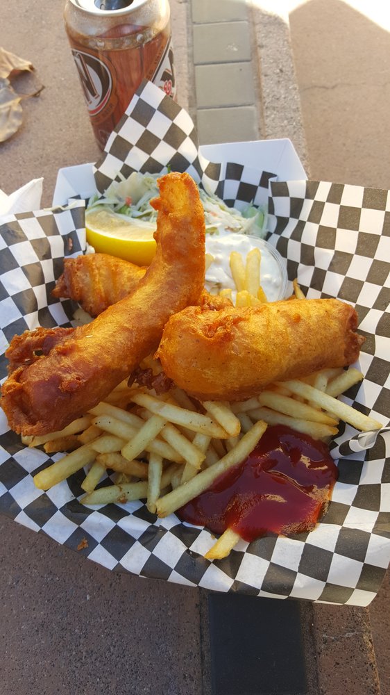 thefoodtrucker's tweet photo. RT @BookThatTruck: 2day @thecodfatherla  @TheGRAMMYs  is @_Lantana_ NORTH 3000 Olympic #Samo 90404 OPEN 1130-230 https://t.co/r1i1mOJwJB