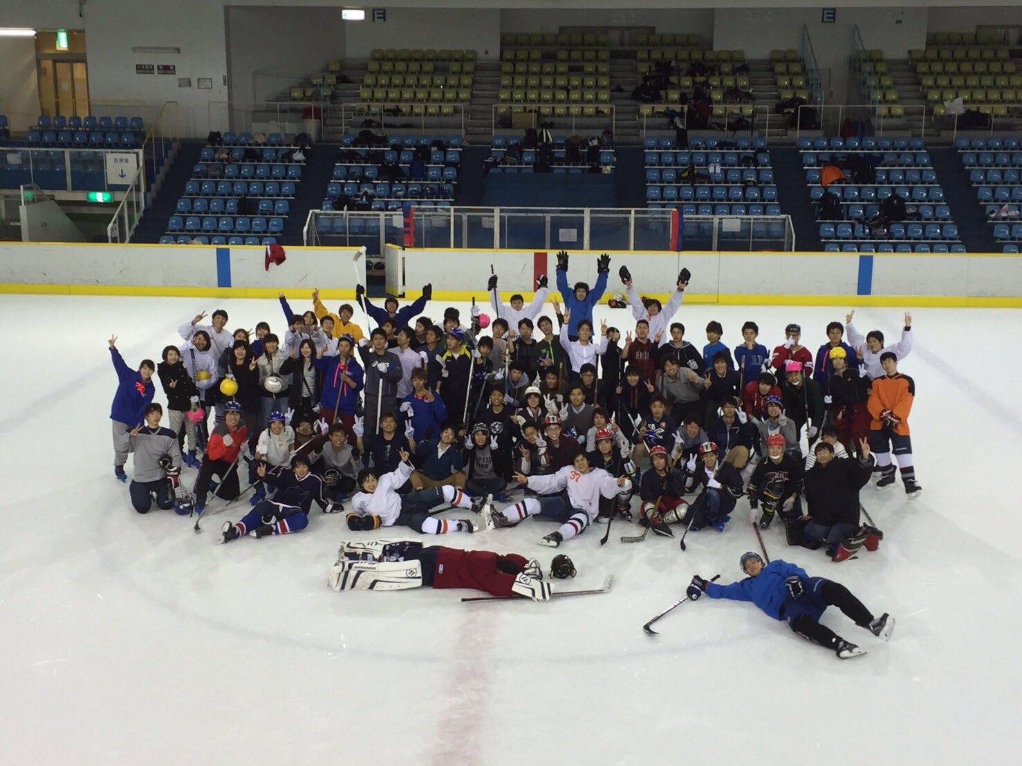 九州大学アイスホッケー部新歓用 Q Icehockey16 Twitter