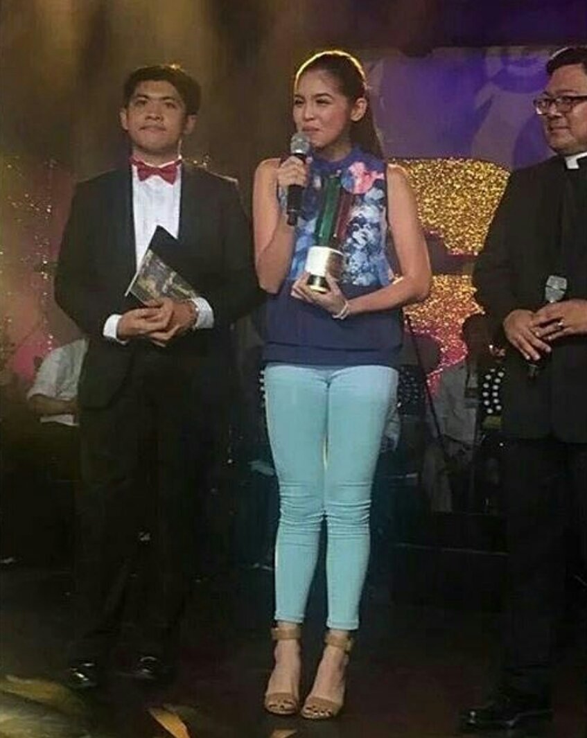 P0EMS_P0RN's tweet photo. Meng at UST Awards Night:

Humility dominates every kind of Fame!

ctto
#ALDUBAkingMahal
ER https://t.co/Td7pa157pY